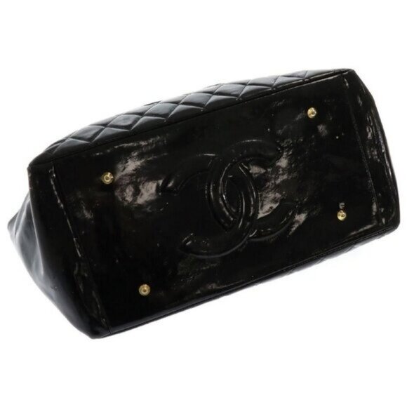 Authentic CHANEL XL Patent Shopping Tote Quilted Chain Shoulder Bag Gold Purse - Picture 9 of 11